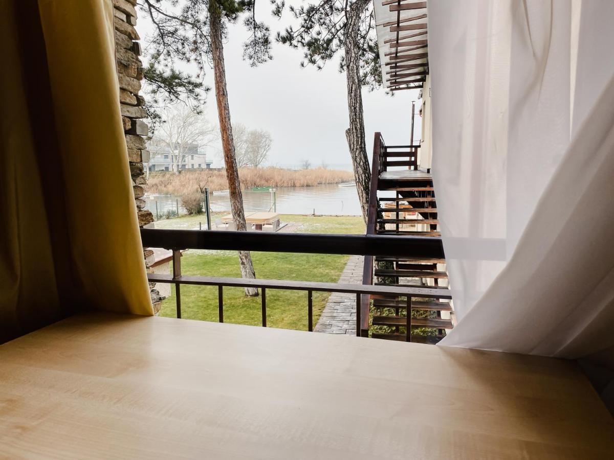 Royal Mediterran Siofok Ngoại thất bức ảnh